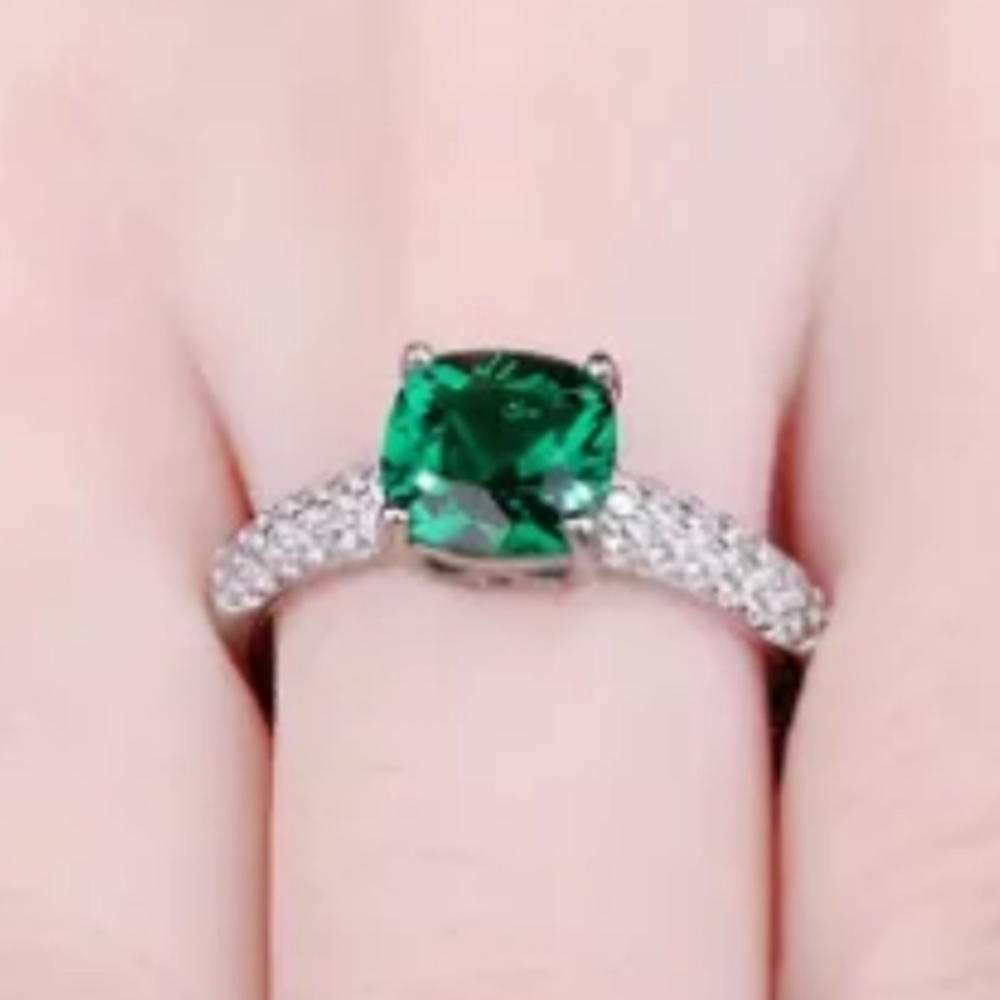 STERLING SILVER 925. STONE SIZE 1.45 CT